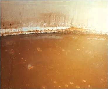 CORROSION EN EL INTERIOR DE UN TANQUE DE ALMACENAMIENTO DE AGUA